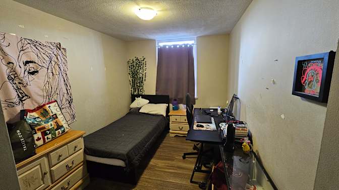 Sunny's room