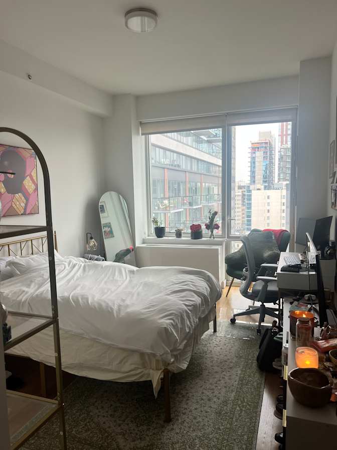 Stephanie's room