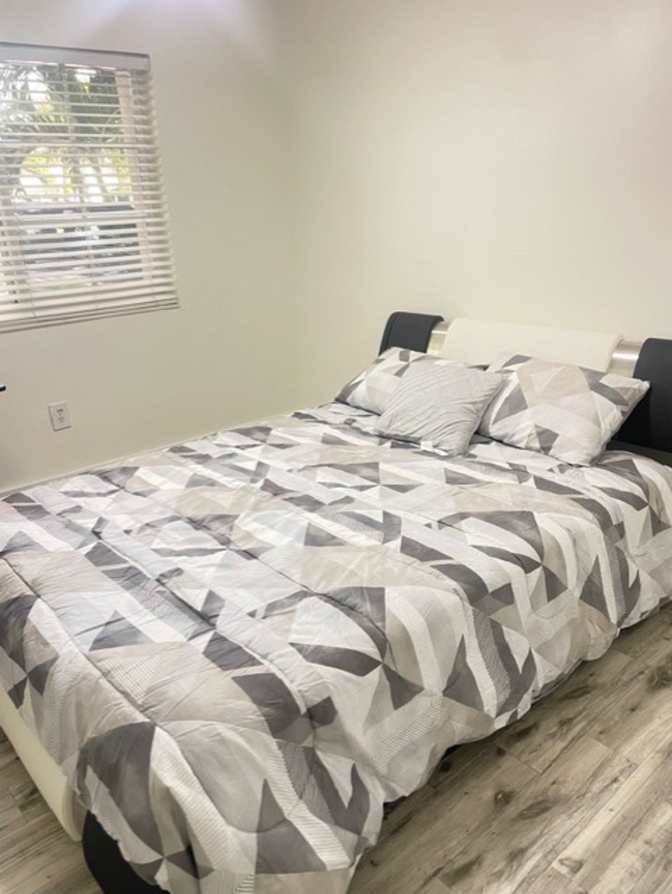 Eduardo Guzman's room