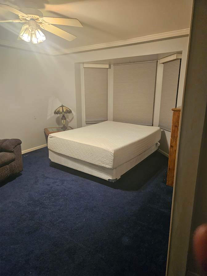 Debra L Kudrycki's room