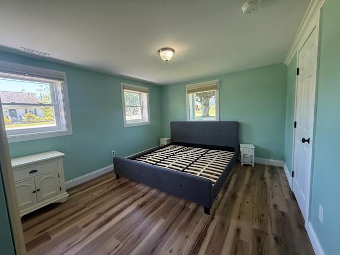 Jason Phillips's room