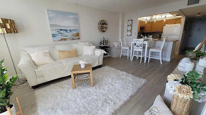 Joselyn's room