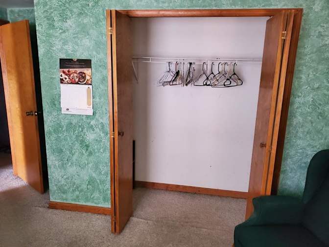 ed's room
