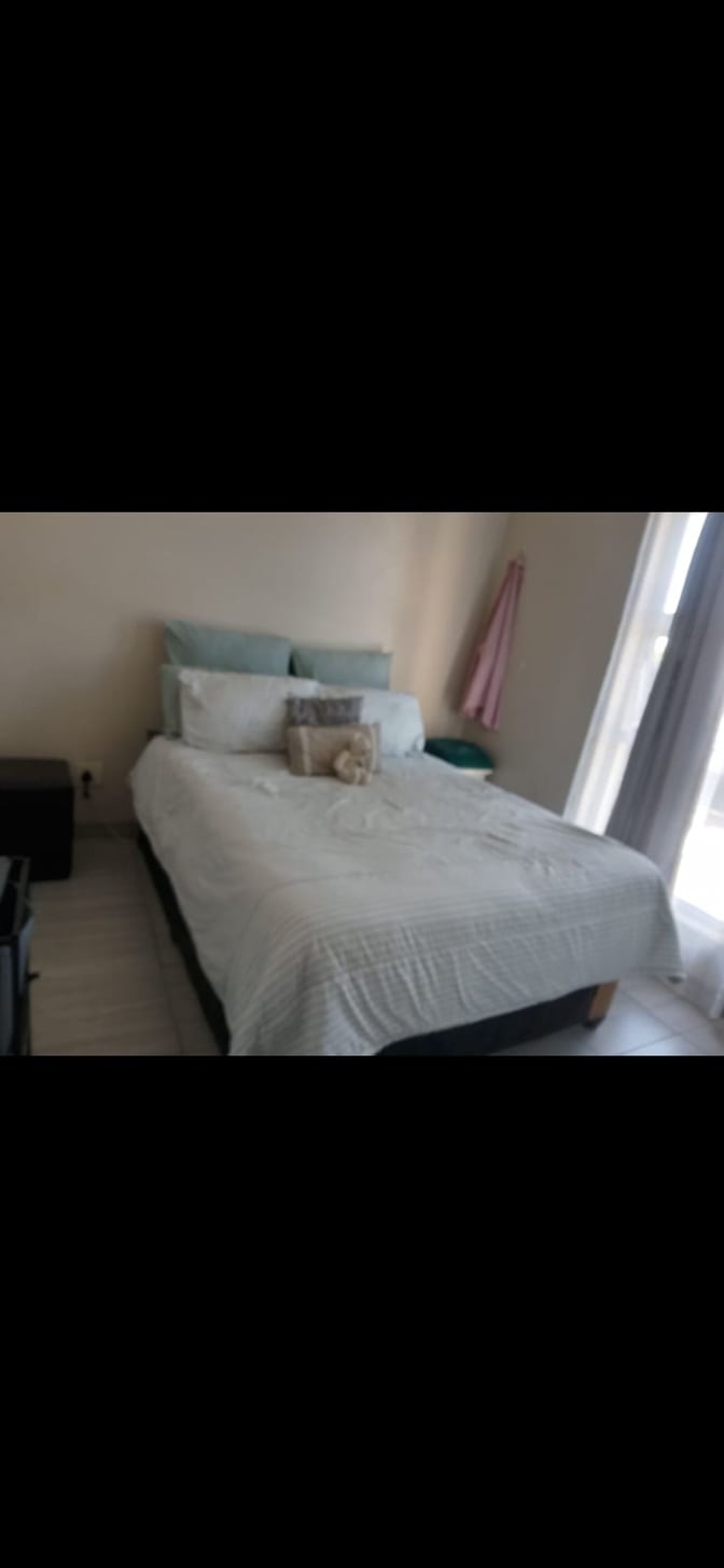 Vanessa ablant's room