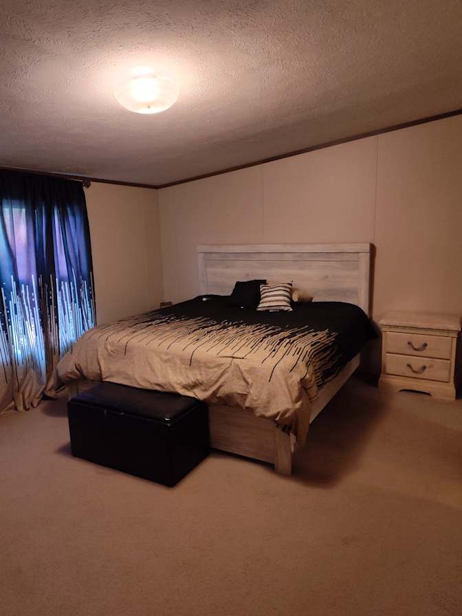 Shameek Ragland's room