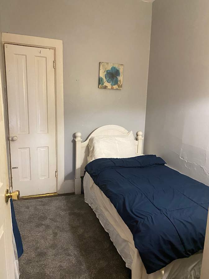 Rhonda's room