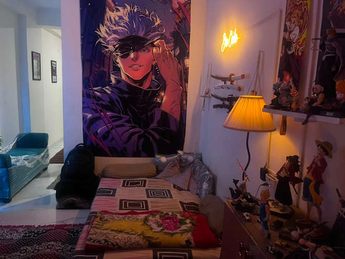 Muneeb Khan's room