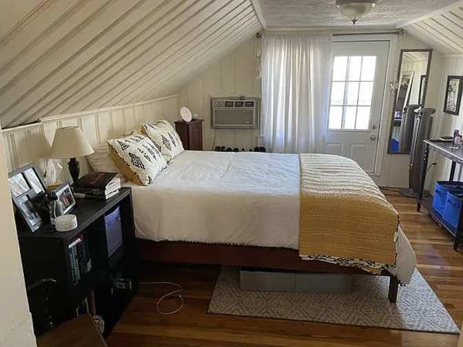 Frank's room