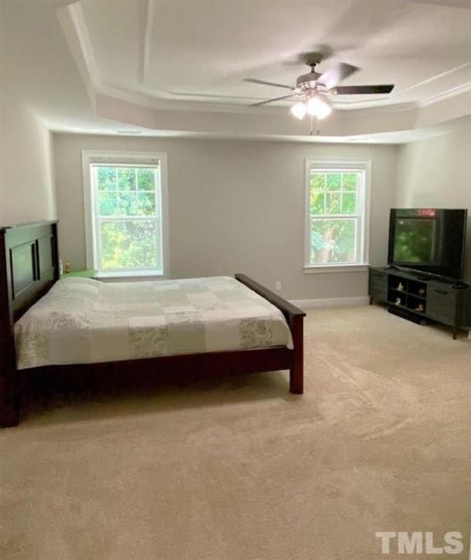 Alcove Rooms's room