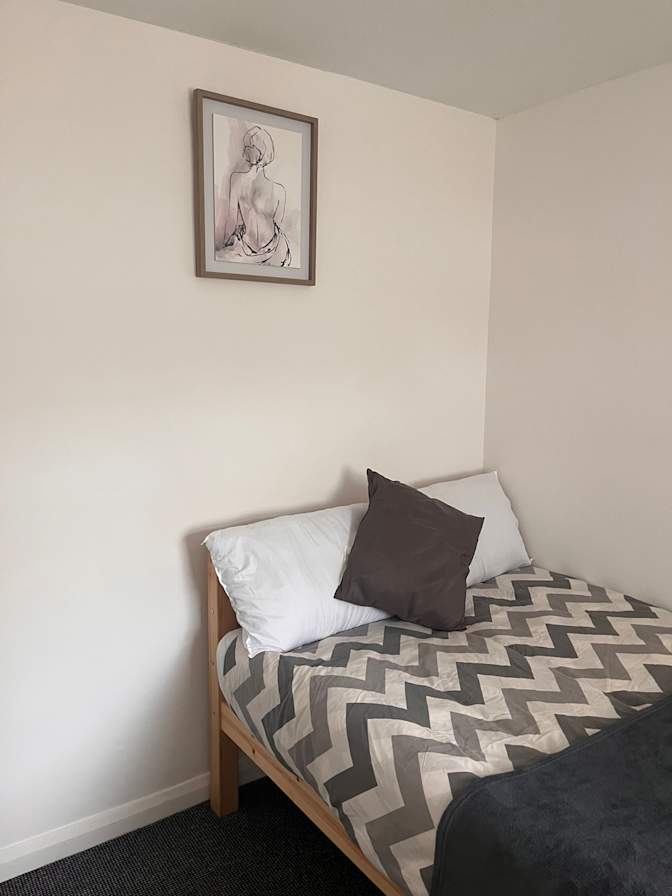 Sandra Reid's room