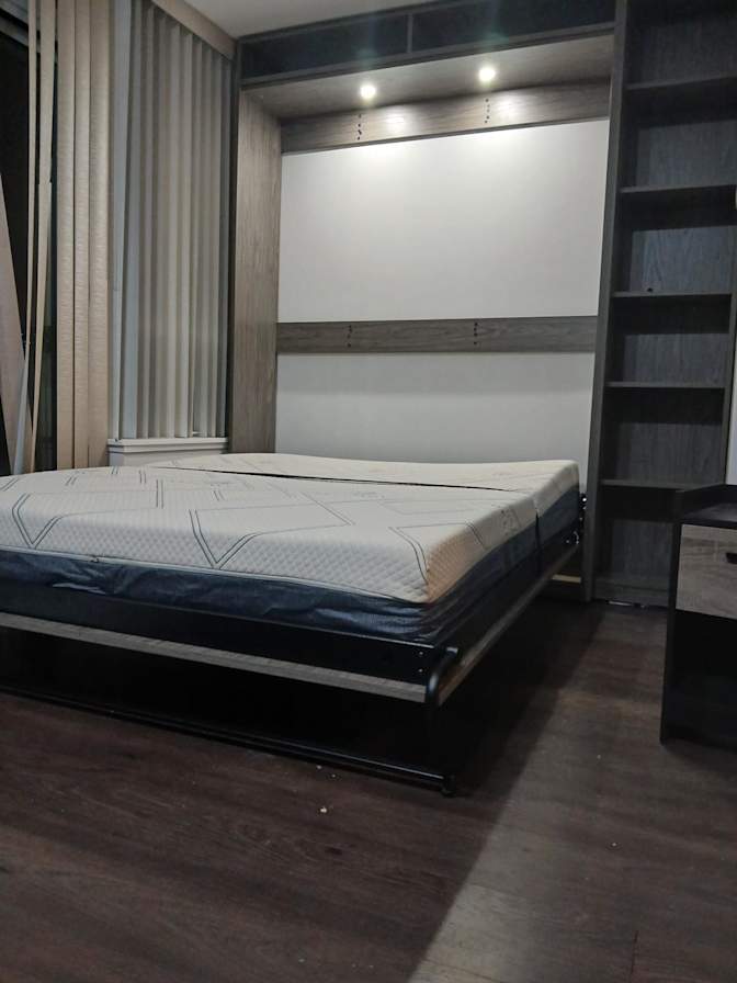 Chadash's room