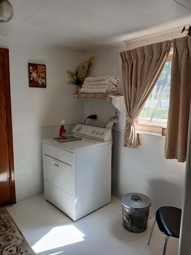 Ana's room