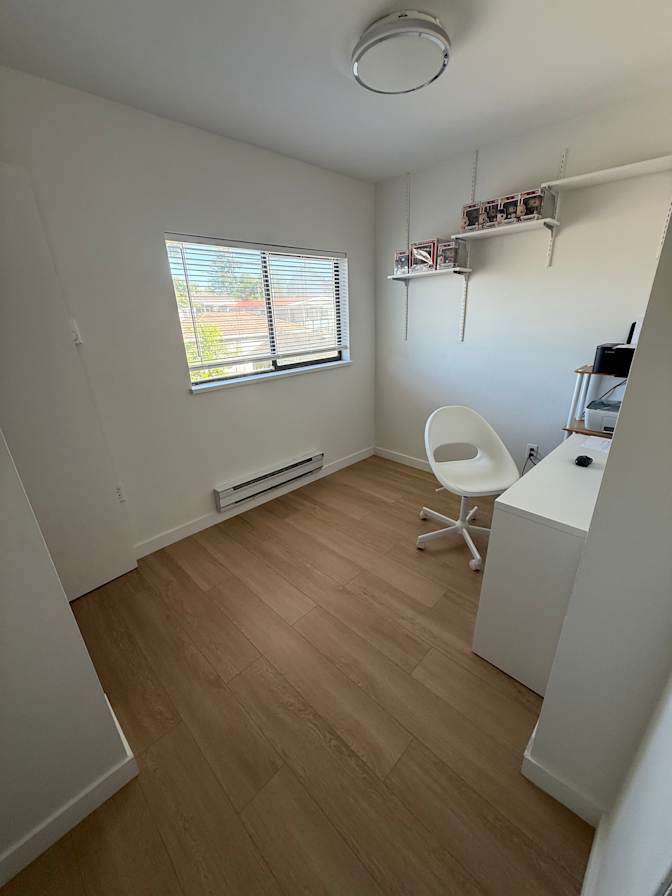 Car's room