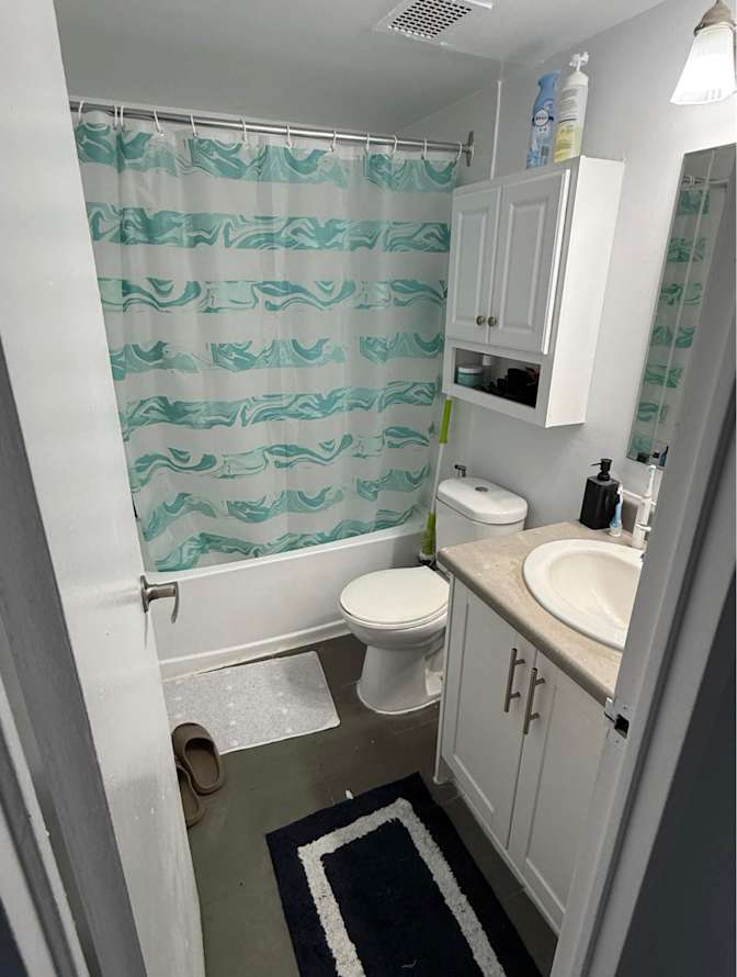 Sunny's room