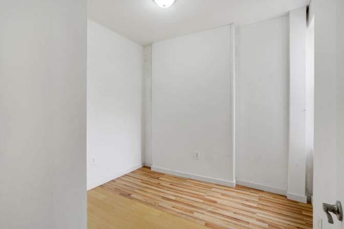 Sam June's room