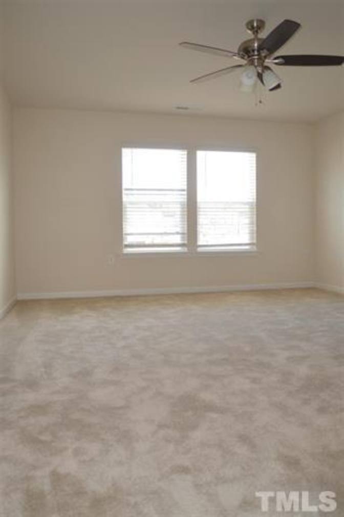 Alcove Rooms's room