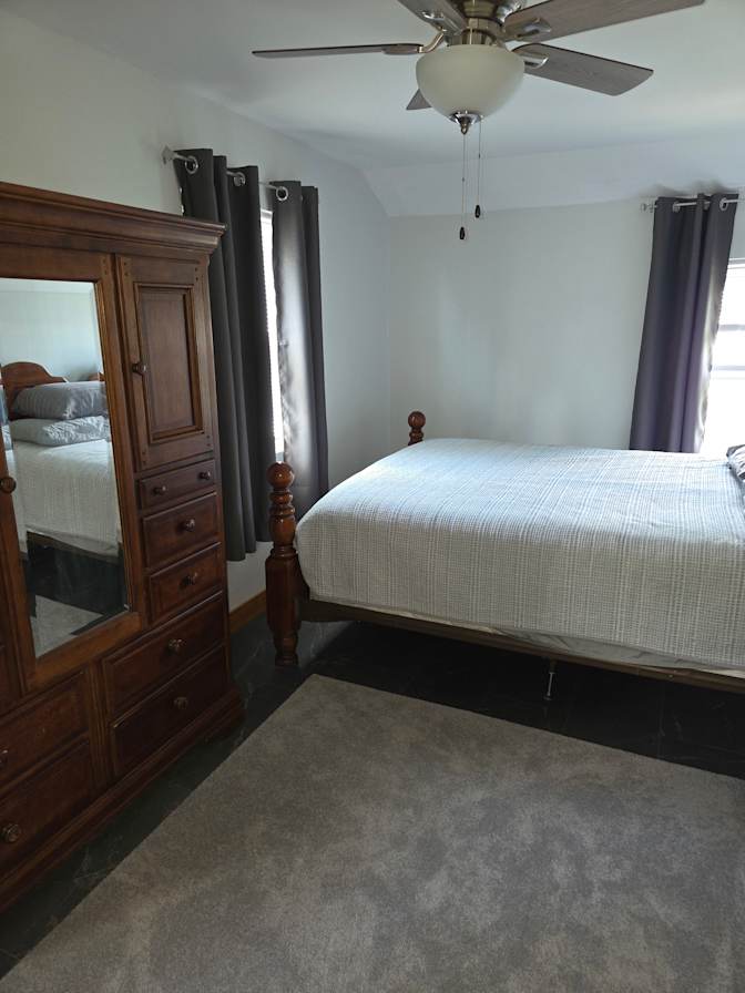 Susan Thorsteinson's room