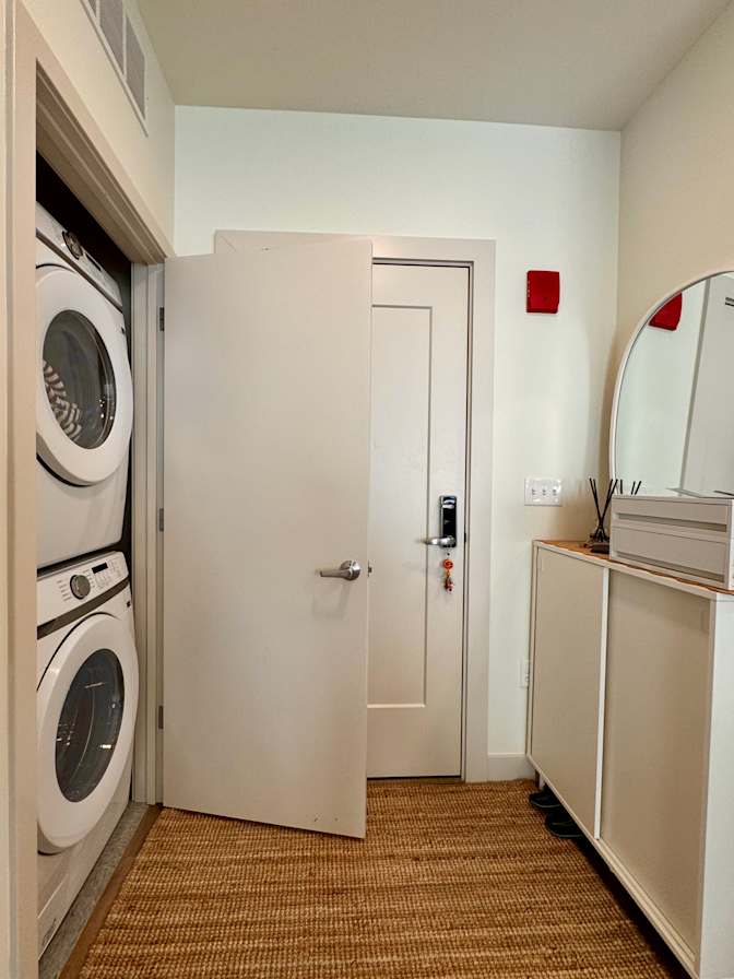 Sandy's room