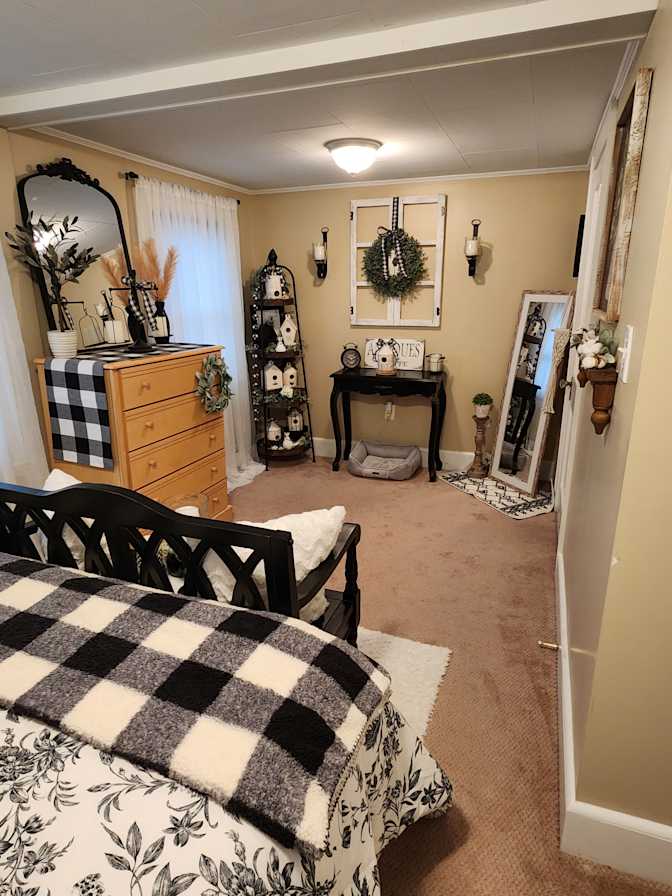 Kelly's room