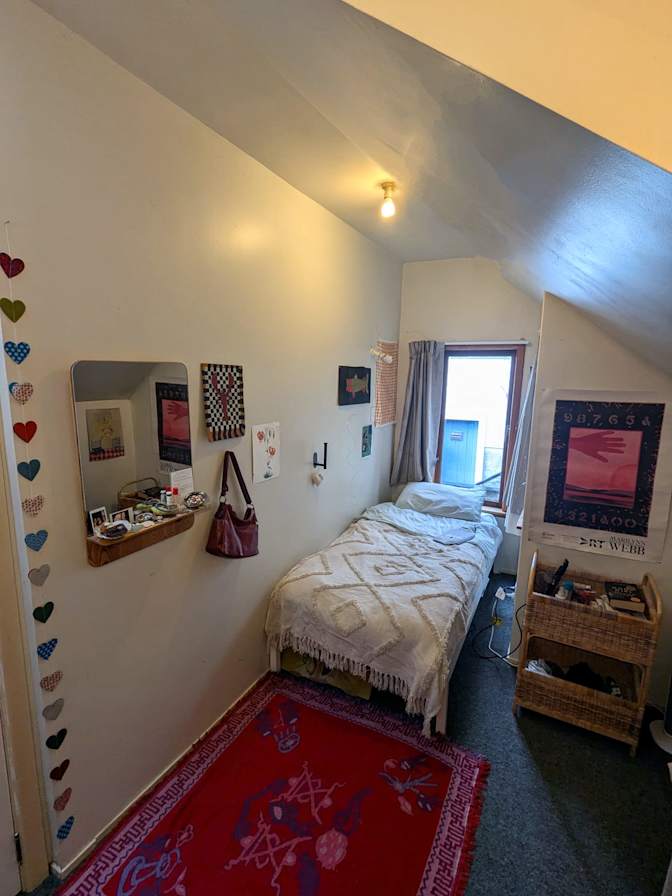Diego's room