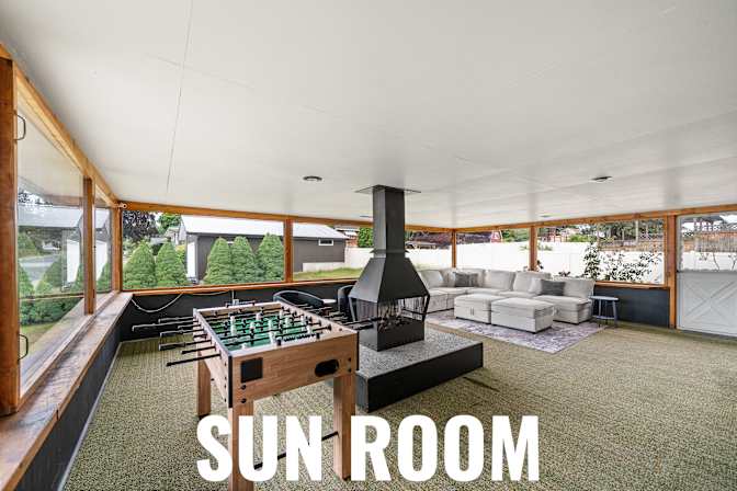 HomeCrew's room