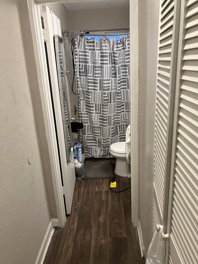 Trav's room