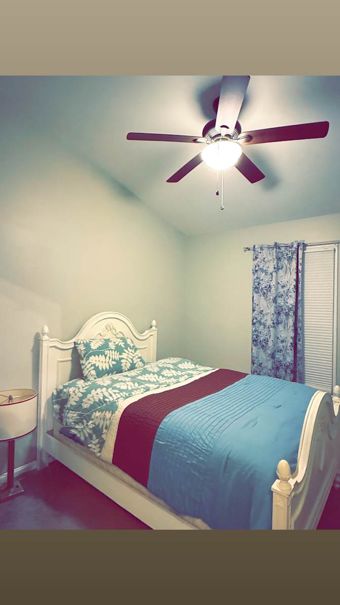 Daphine's room