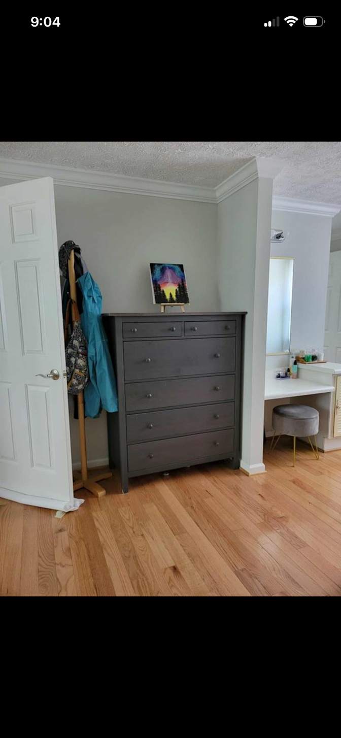 Courtney's room