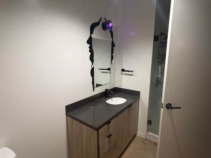 warner's room