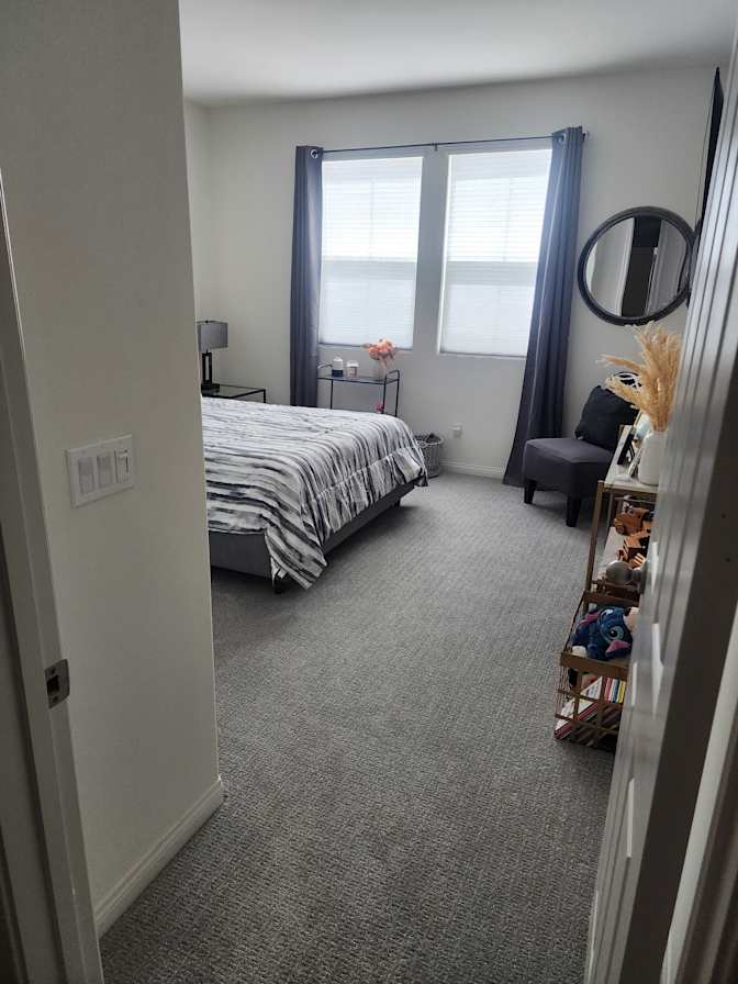 Donnie's room