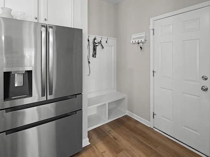 Alcove Rooms's room