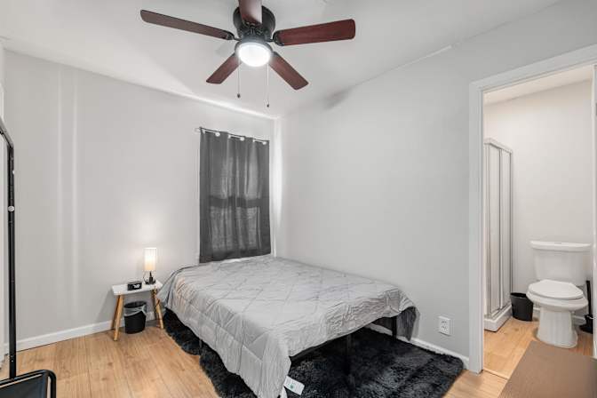 PadSplit's room