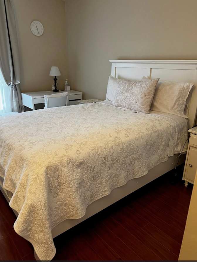 Chloe's room