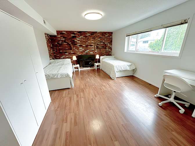 Shahram's room