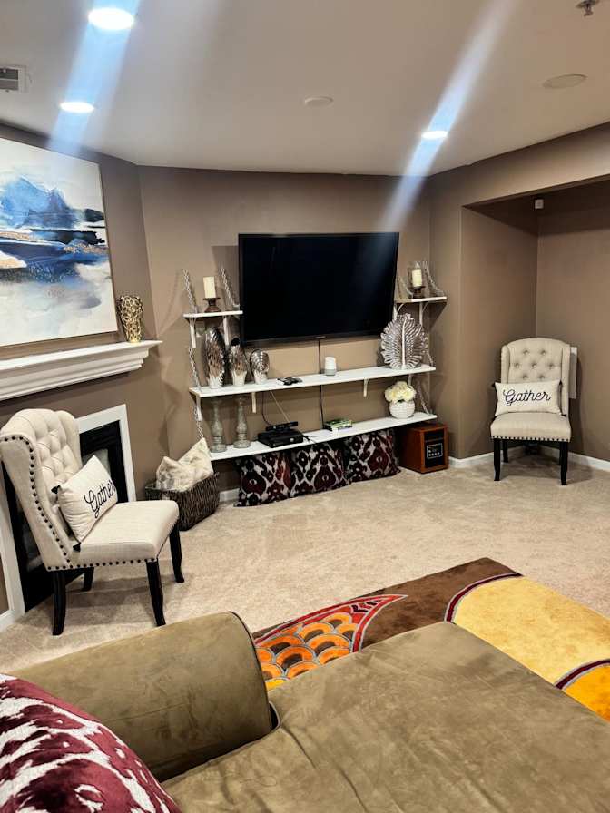 Lionel's room