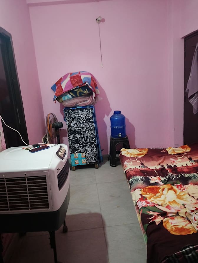 Resham's room
