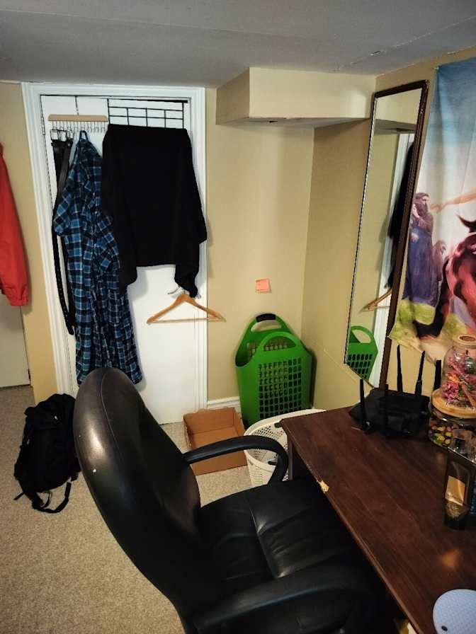 Felipe Martinez's room