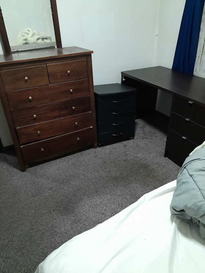 nisim's room