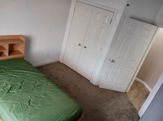 Kenya S's room