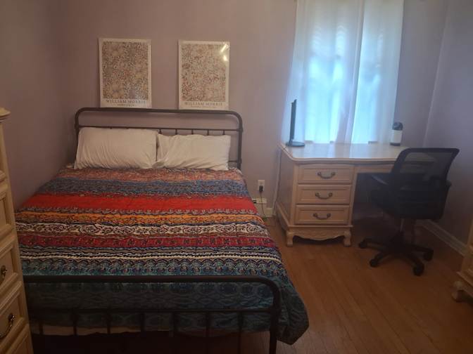 lynn g's room