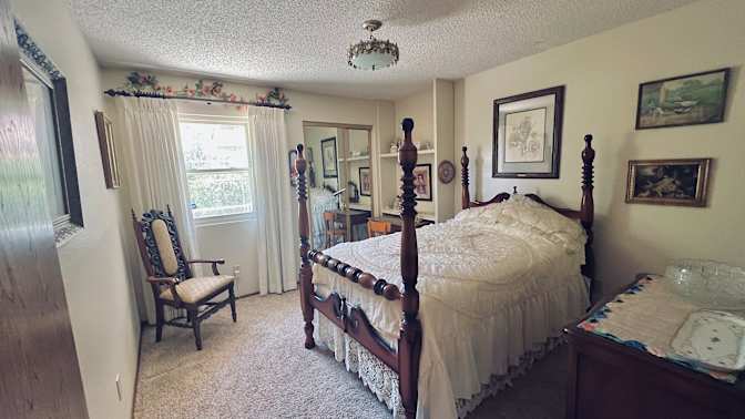 Estelle's room