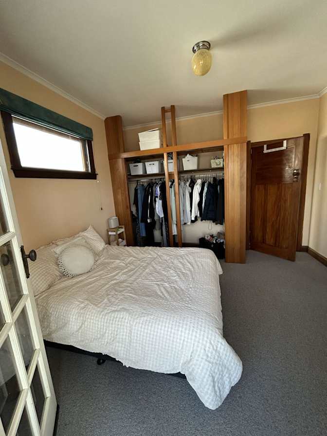 Ella's room