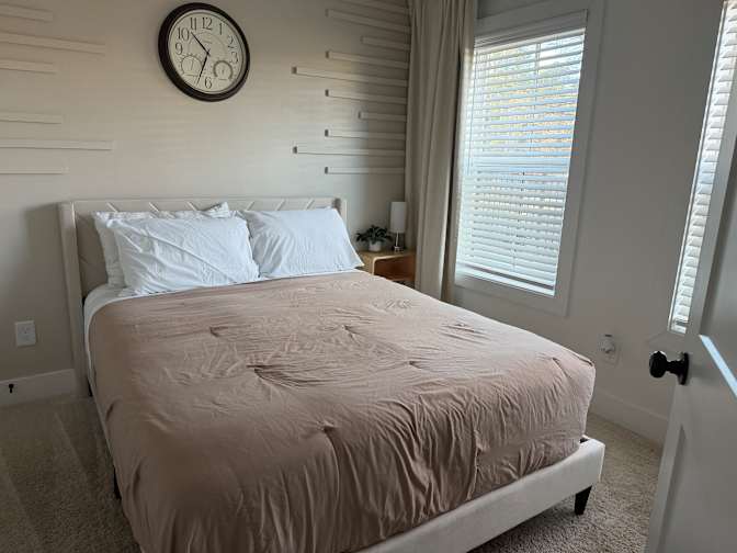 Ra Andrews's room