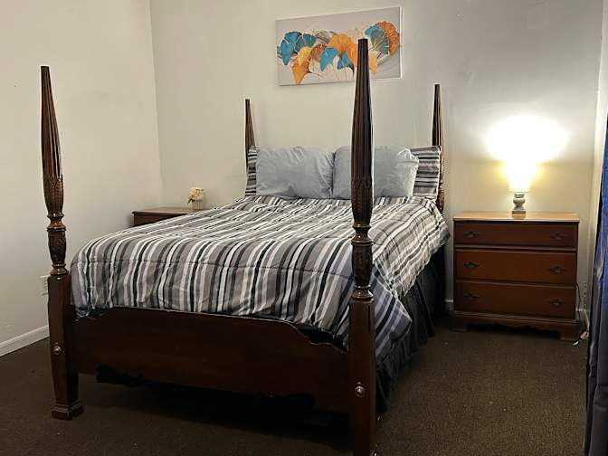 Rhonda's room