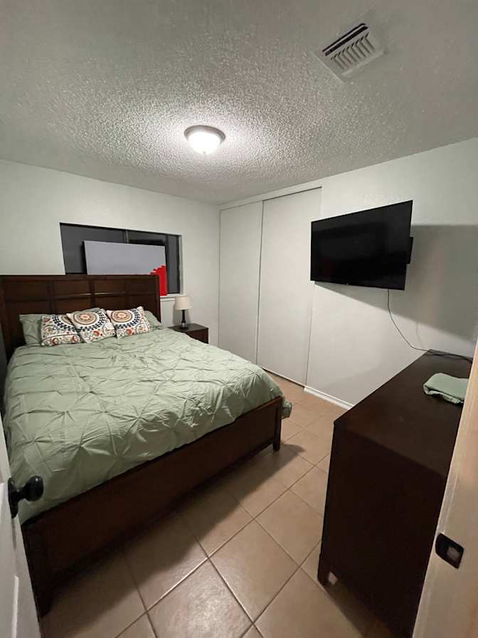 Diana's room