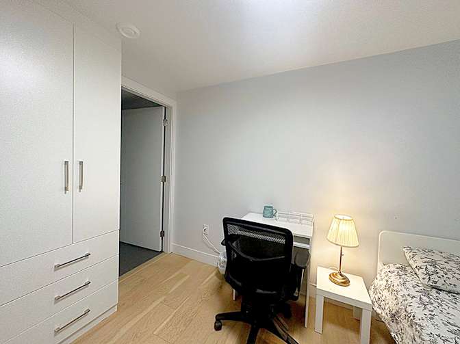 Shahram's room