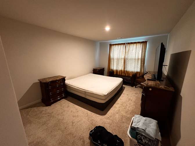Ravi's room
