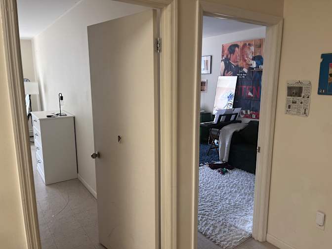 Cesar Oyarzabal's room