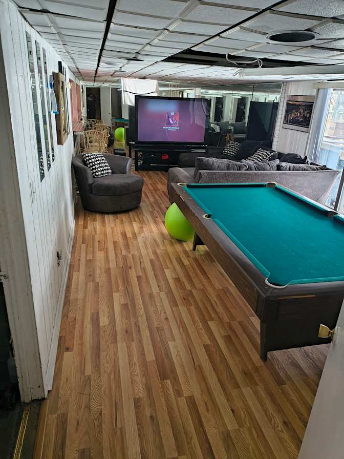 Eric's room