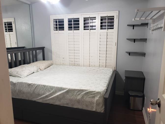 Jenny's room